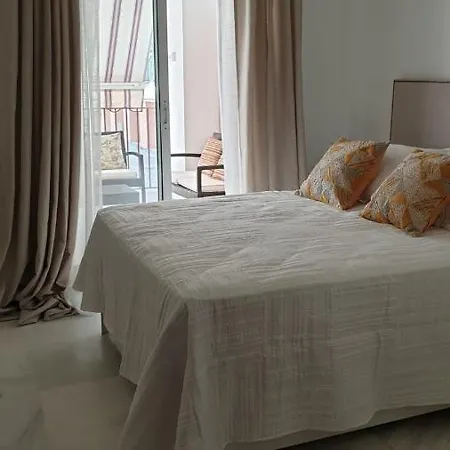 Apartment Apartamento Reformado En El Centro De Sanlucar De Barrameda, Terraza De 18m2 Y Parking Incluido